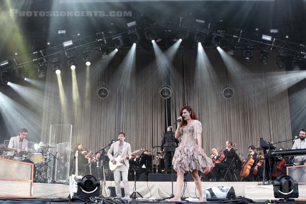 EMILIE SIMON - 2014-08-23 - SAINT CLOUD - Domaine National - Scene de la Cascade - 